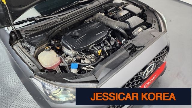 2018 Hyundai Veloster (JS) - Thumbnail 2