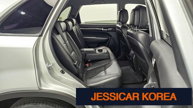 2011 Kia Sorento R - Thumbnail 6