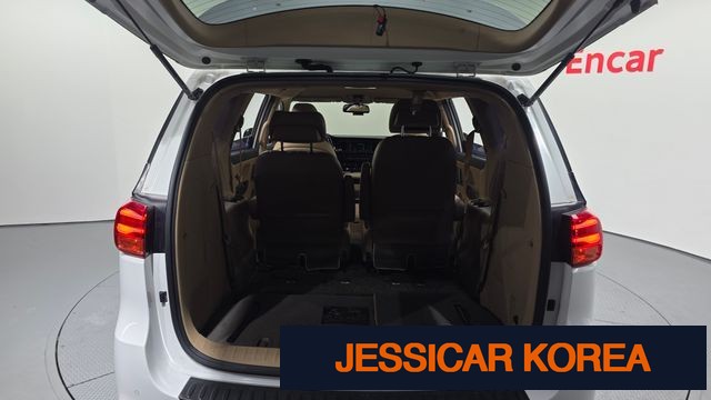 2019 Kia The New Carnival - Thumbnail 2