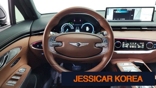 2022 Genesis GV70 - Thumbnail 7