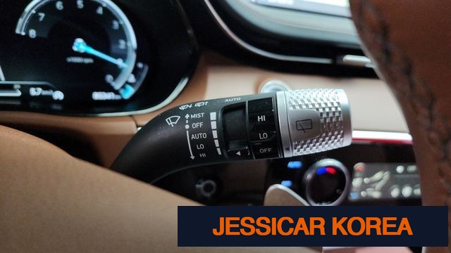 2022 Genesis GV70 - Thumbnail 20