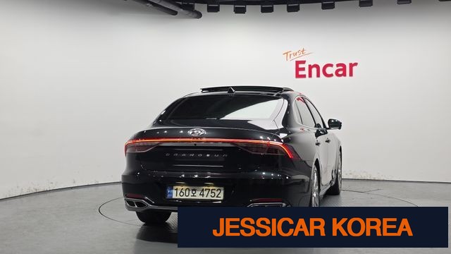 2021 Hyundai The New Grandeur IG - Thumbnail 6