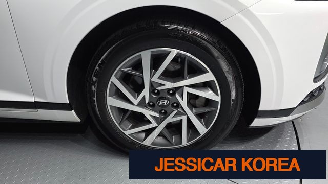 2025 Hyundai Grandeur (GN7) - Thumbnail 18