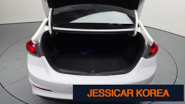 2018 Hyundai Avante AD - Thumbnail 20