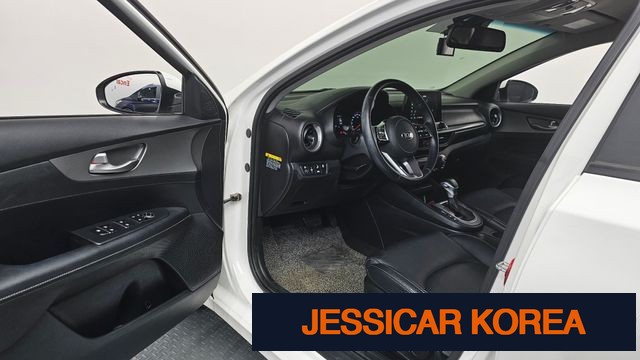 2021 Kia All new K3 - Thumbnail 10
