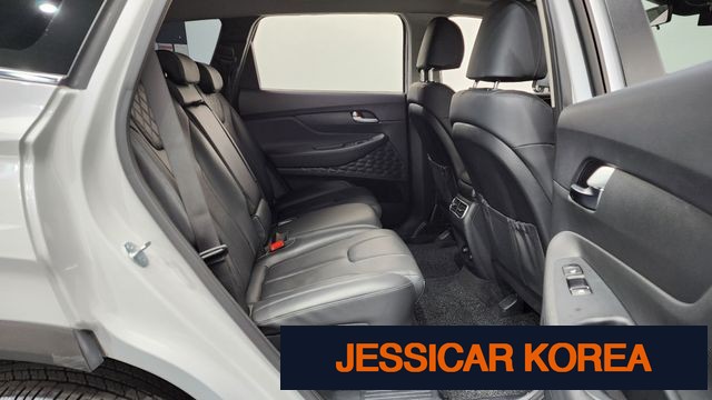 2023 Hyundai The New Santa Fe - Thumbnail 15