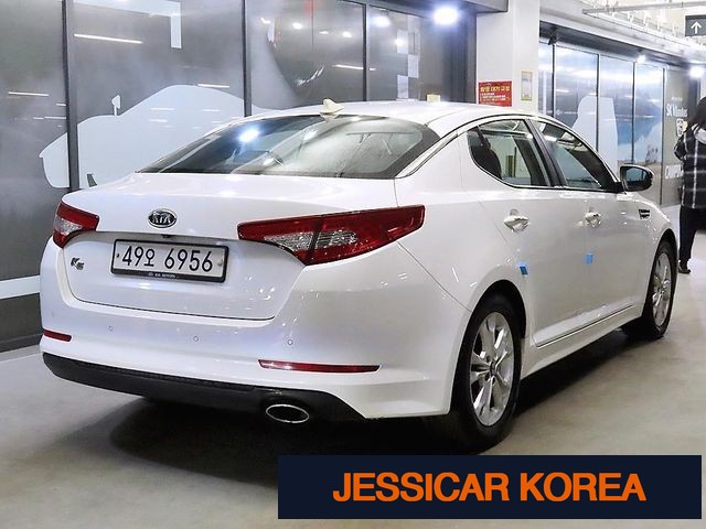 2011 Kia K5 - Thumbnail 14
