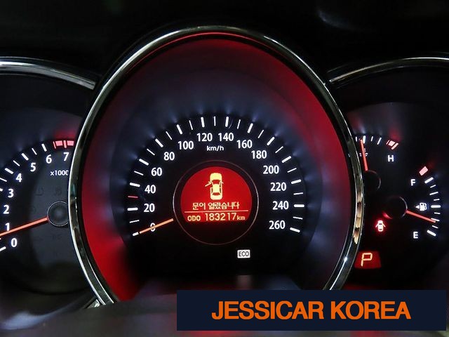 2011 Kia K5 - Thumbnail 17