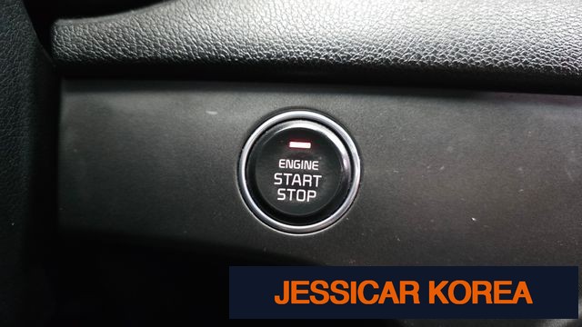 2019 Kia Sportage the bold - Thumbnail 19