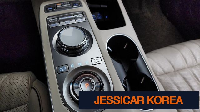 2021 Genesis GV70 - Thumbnail 2