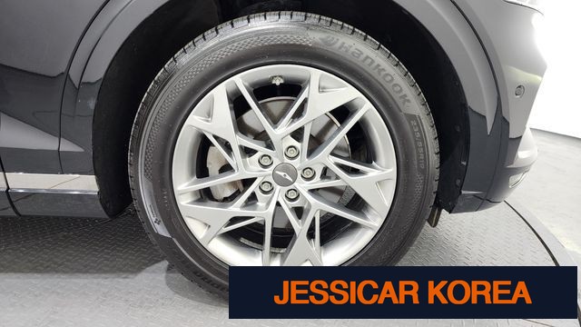 2021 Genesis GV70 - Thumbnail 5