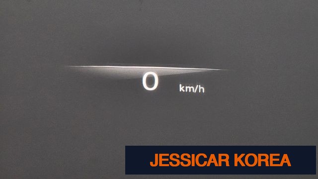 2021 Genesis GV70 - Thumbnail 12