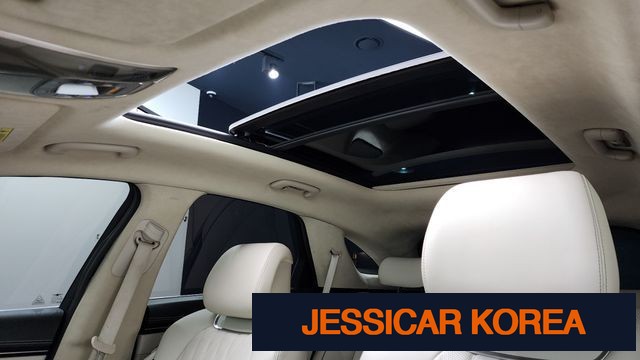 2021 Genesis GV70 - Thumbnail 18