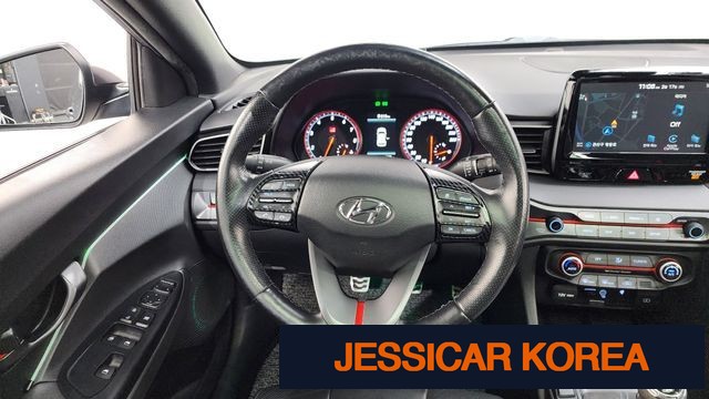 2018 Hyundai Veloster (JS) - Thumbnail 18