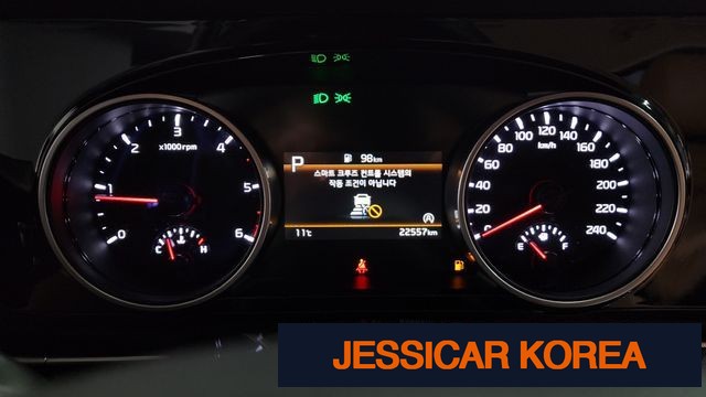 2023 Kia Carnival 4th Gen - Thumbnail 4