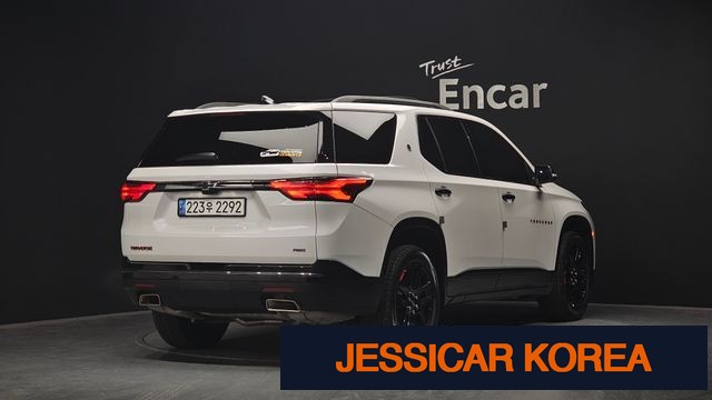 2023 Chevrolet Traverse - Thumbnail 5