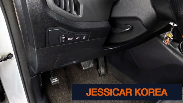2012 Kia Sportage R - Thumbnail 4