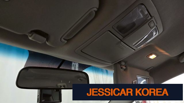 2012 Kia Sportage R - Thumbnail 17