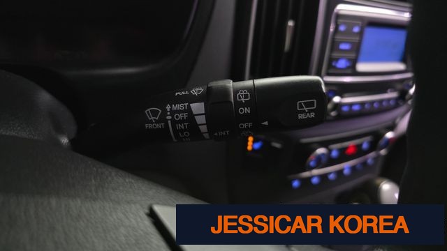 2017 Hyundai Grand Starex - Thumbnail 3