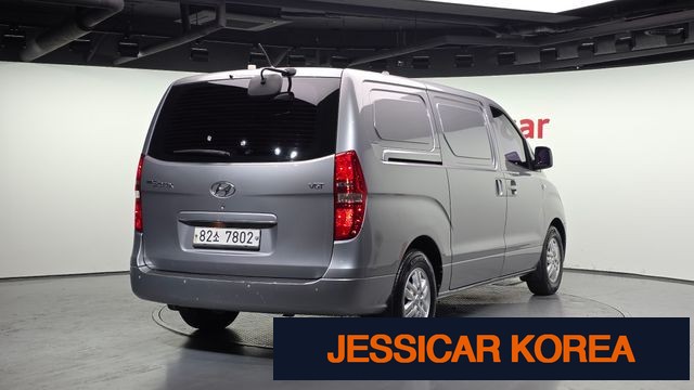 2017 Hyundai Grand Starex - Thumbnail 11