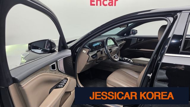 2023 Kia K8 - Thumbnail 7