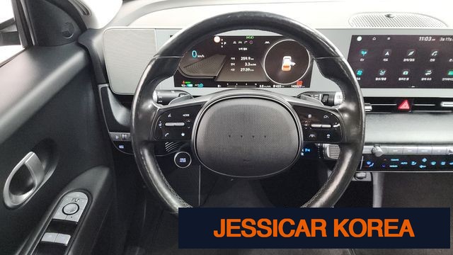 2022 Hyundai Ioniq 5 - Thumbnail 5