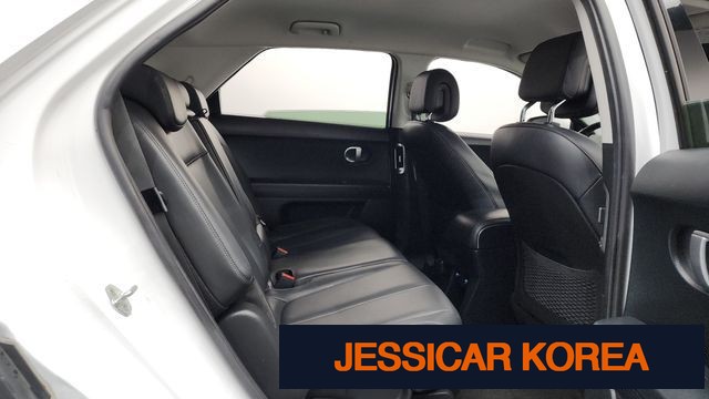 2022 Hyundai Ioniq 5 - Thumbnail 9