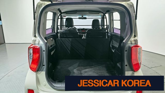 2017 Kia Ray - Thumbnail 12
