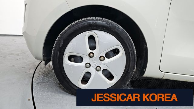 2017 Kia Ray - Thumbnail 18