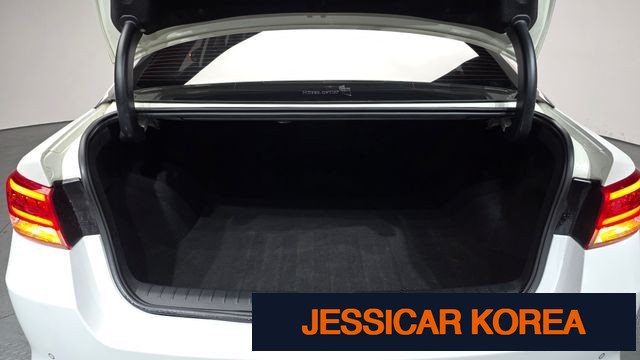 2016 Kia K5 2nd generation - Thumbnail 3
