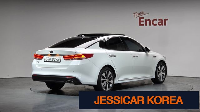 2016 Kia K5 2nd generation - Thumbnail 9