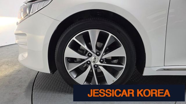 2016 Kia K5 2nd generation - Thumbnail 17