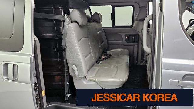 2016 Hyundai Grand Starex - Thumbnail 6
