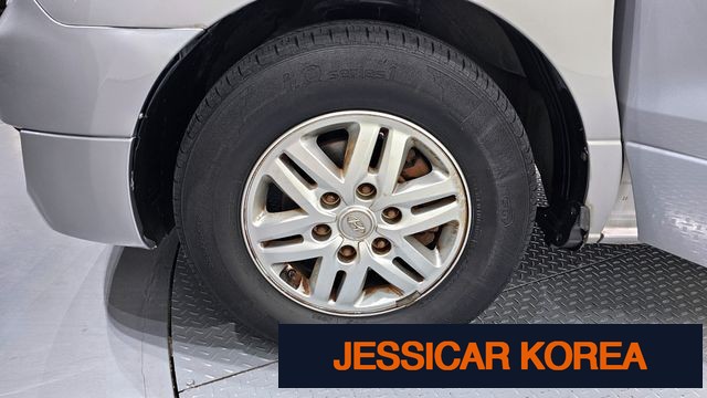 2016 Hyundai Grand Starex - Thumbnail 9