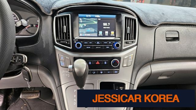 2016 Hyundai Grand Starex - Thumbnail 14