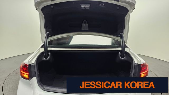 2020 Kia K7 Premier - Thumbnail 5