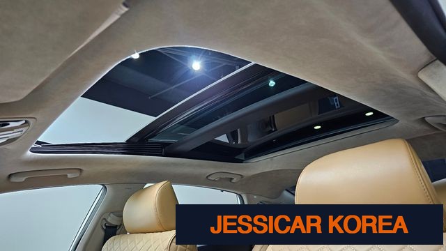 2020 Kia K7 Premier - Thumbnail 13