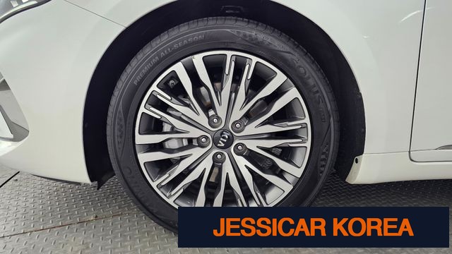 2020 Kia K7 Premier - Thumbnail 17