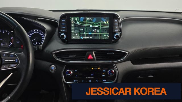 2020 Hyundai Santa Fe TM - Thumbnail 2