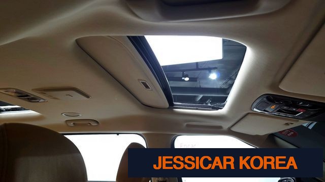 2023 Kia Carnival 4th Gen - Thumbnail 3