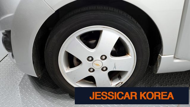 2012 Chevrolet Spark - Thumbnail 2