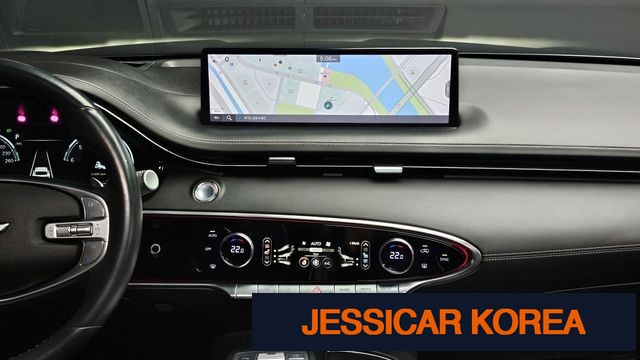 2021 Genesis GV70 - Thumbnail 10