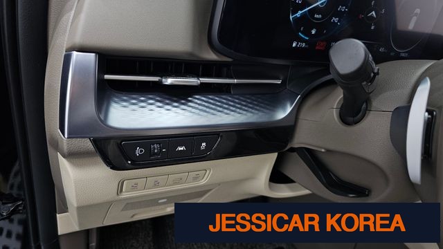 2023 Kia Carnival 4th Gen - Thumbnail 18