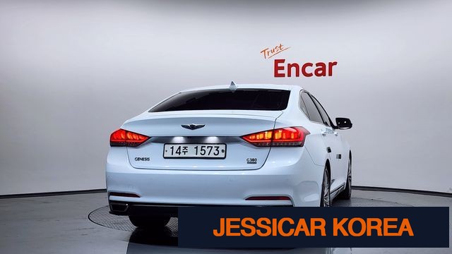 2016 Hyundai Genesis DH - Thumbnail 13