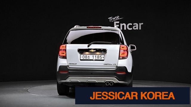 2016 Chevrolet Captiva - Thumbnail 2