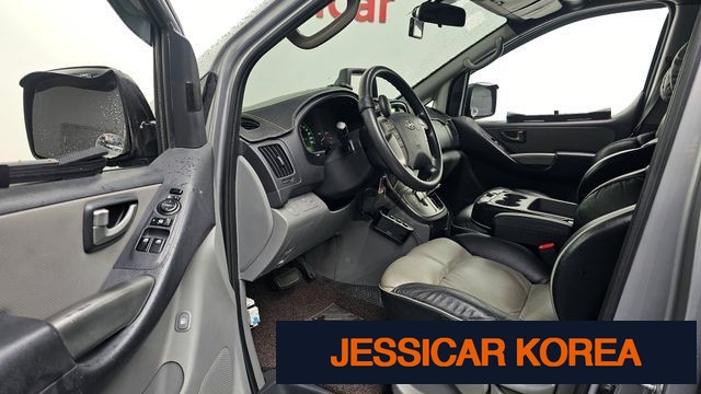 2013 Hyundai Grand Starex - Thumbnail 18