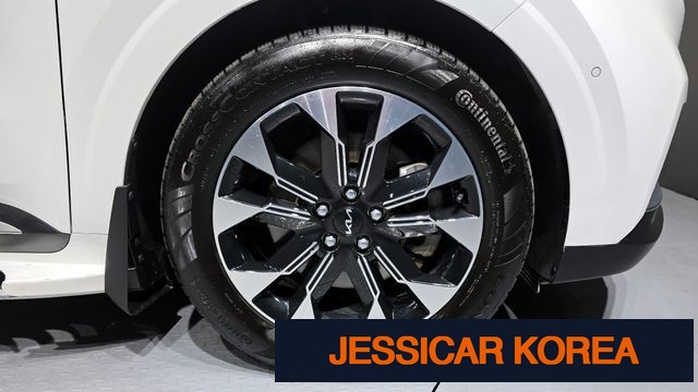2023 Kia Carnival 4th Gen - Thumbnail 7