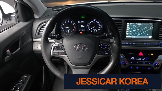 2016 Hyundai Avante AD - Thumbnail 10
