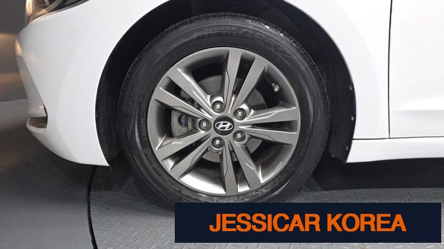 2016 Hyundai Avante AD - Thumbnail 19