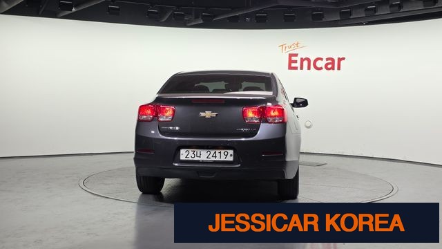 2014 Chevrolet Malibu - Thumbnail 3